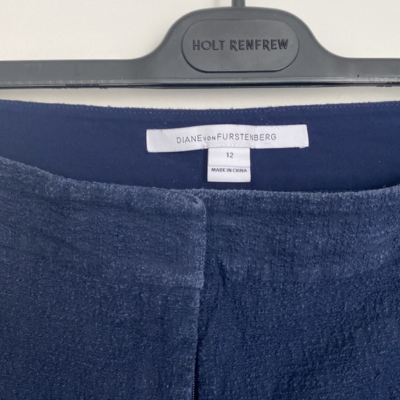 Diane Von Furstenberg pants - Picture 2 of 4